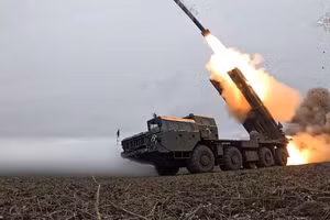 Hỏa lực Nga thiêu rụi radar phản pháo, loạt kho đạn và xe bọc thép Ukraine