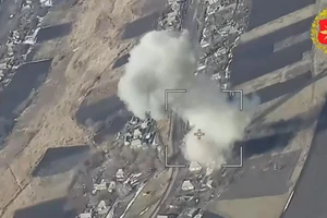 Loạt khí tài đắt tiền của Ukraine bị đánh sập, có Vampire MLRS, M777, Krab và radar RADA