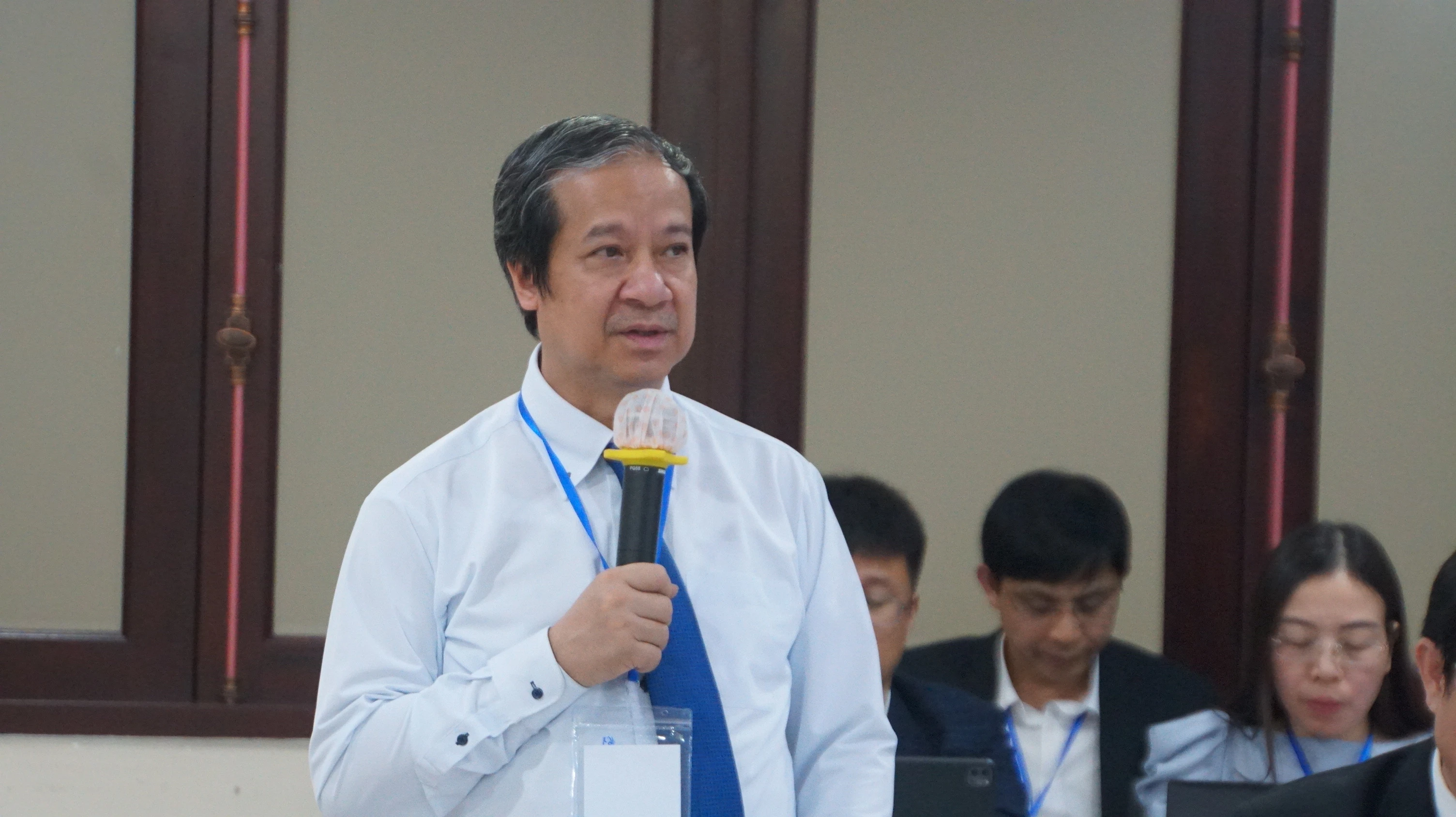 Bộ trưởng Bộ GD&amp;ĐT Nguyễn Kim Sơn phát biểu tại buổi làm việc. Ảnh: Mạnh Tùng