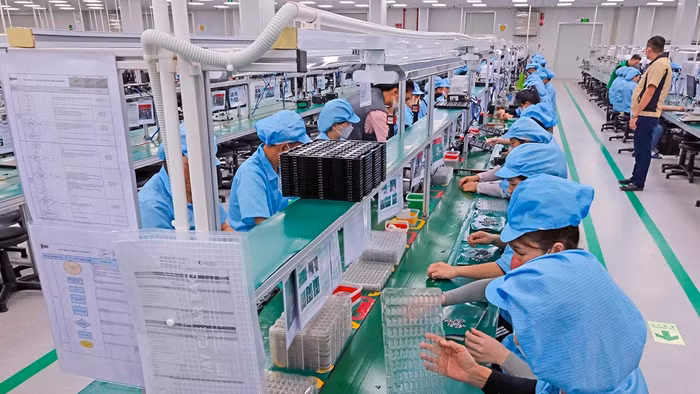 Sản xuất thiết bị điện tử tại Công ty TNHH KH Vatec Thái Nguyên (Khu công nghiệp Yên Bình).