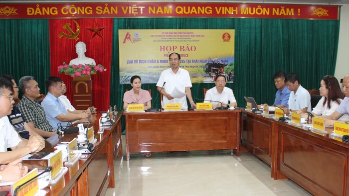 Ban tổ chức Giải vô địch Châu Á Muay năm 2025 tại Thái Nguyên tổ chức họp báo.