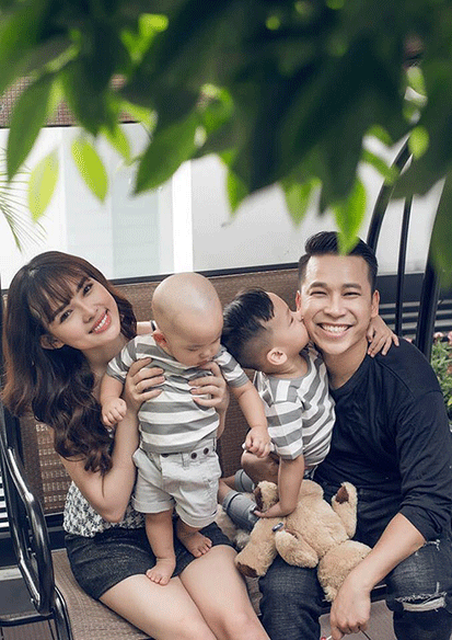 Lấy chồng ca sĩ, hai mỹ nhân lui về làm vợ, kiếm tiền giỏi lại khéo nuôi con ảnh 6 lay chong ca si, hai my nhan bo nghe ve lam vo, kiem tien gioi lai kheo nuoi con - 6