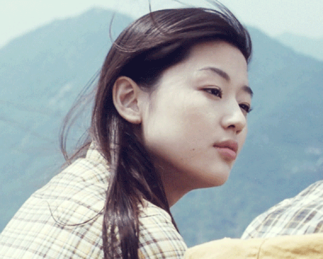 Nhan sắc cực đỉnh của vợ chồng Jeon Ji Hyun ảnh 9