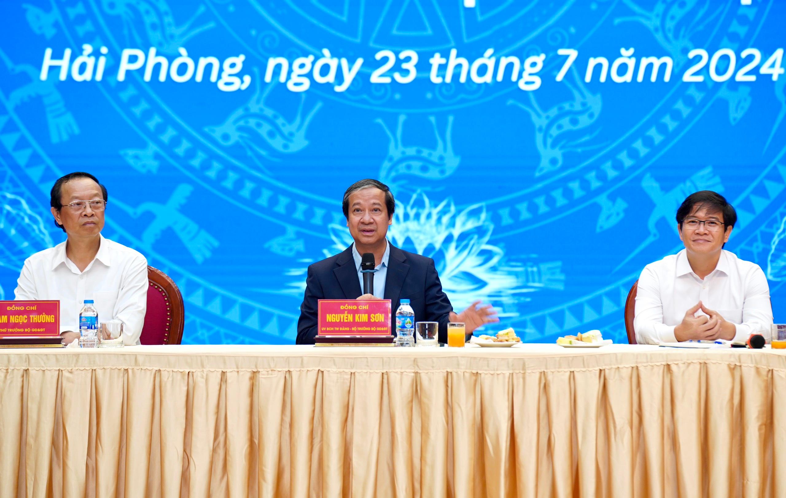 tieu hoc 3.jpg