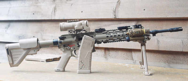 Tuy vậy khẩu G95 nặng hơn phiên bản tiền nhiệm và đòi hỏi bảo trì cẩn thận hơn. Bất chấp nhược điểm trên, Quân đội Đức vẫn đánh giá nó đáng tin cậy hơn và phù hợp với điều kiện chiến đấu hiện đại. 08t6y3t3r1wc1.png