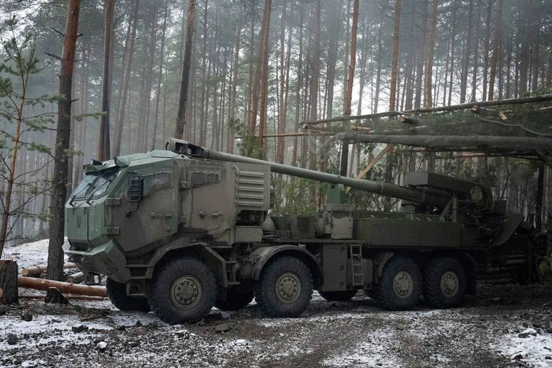 Bộ trưởng Quốc phòng Ukraine bày tỏ lòng biết ơn đặc biệt đối với việc chuyển giao 2 hệ thống Patriot và hệ thống IRIS-T thứ 9, nhấn mạnh vai trò của chúng trong việc bảo vệ các thành phố của nước này. gfoaqlqxwaaiahk.jpg