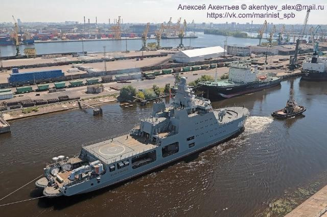 patrulnyi-korabl-ledovogo-klassa-ivan-papanin-proekta-23550-vyshel-na-zavodskie-h-fpau7t64-1719778501t.jpg