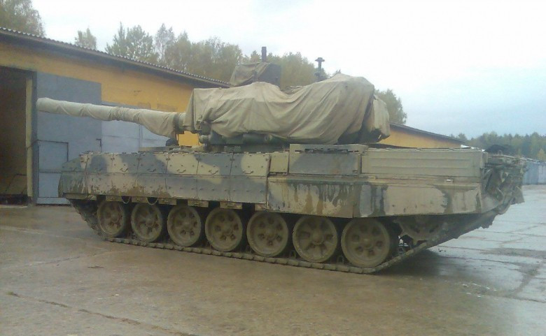 Tuy vậy dễ dàng nhận thấy việc mang pháo 152 mm là quá sức đối với chiến xa Nga, bởi vậy ngoài Object 195 thì chiếc xe tăng khác là Object 292 cũng được thử nghiệm với khẩu pháo này nhưng chưa thành công. image-2.jpg