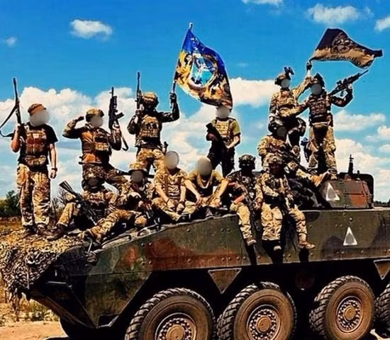 Từ đầu, xe chiến đấu bộ binh (IFV) bánh lốp Rosomak do Ba Lan sản xuất không được Quân đội Ukraine sử dụng trên lãnh thổ Kursk của Nga, nhưng giờ đây chúng đã xuất hiện. rosomak.jpg