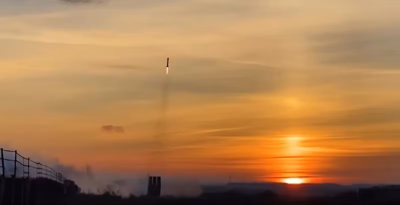 Thay đổi nữa là tên lửa AIM-9X Block II có đuôi trước cố định và các vây nhỏ hơn được thiết kế để cải thiện đặc tính bay. Tốc độ cũng như phạm vi tấn công mục tiêu của tên lửa mới đều gia tăng vượt trội. znimok-ekrana-2024-05-27-1234357-2133.jpg