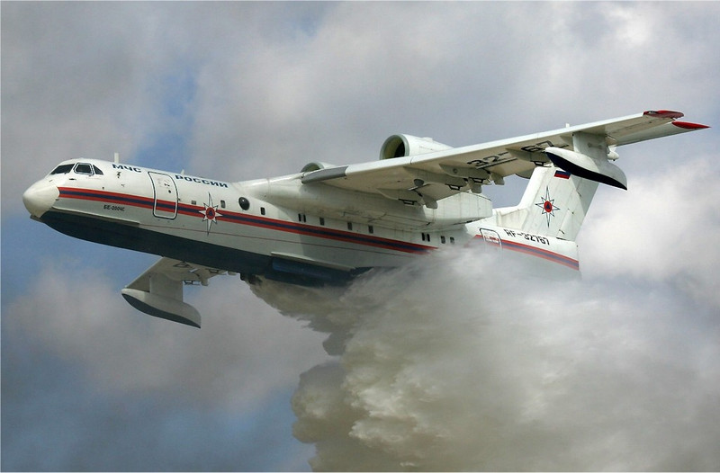 mchs-beriev-be-200-waterbomber.jpg