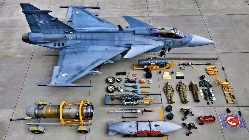 Cần nói thêm, Thụy Điển từng từ chối giao JAS 39 Gripen cho Ukraine với đề xuất tập trung vào khai thác F-16, nhưng khi Pháp viện trợ Mirage 2000-5F thì quan điểm của Stockholm đã thay đổi đáng kể. 1.jpg