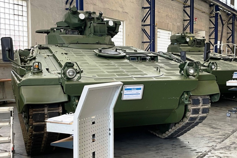 M113 được nâng cấp sẽ trải qua quá trình đại tu và hiện đại hóa sâu khi trang bị thêm giáp, động cơ mạnh hơn, module chiến đấu điều khiển từ xa với pháo 30 mm, cũng như hệ thống liên lạc và nhận thức tình huống mới. rheinmetall-marder-ukraine.jpg