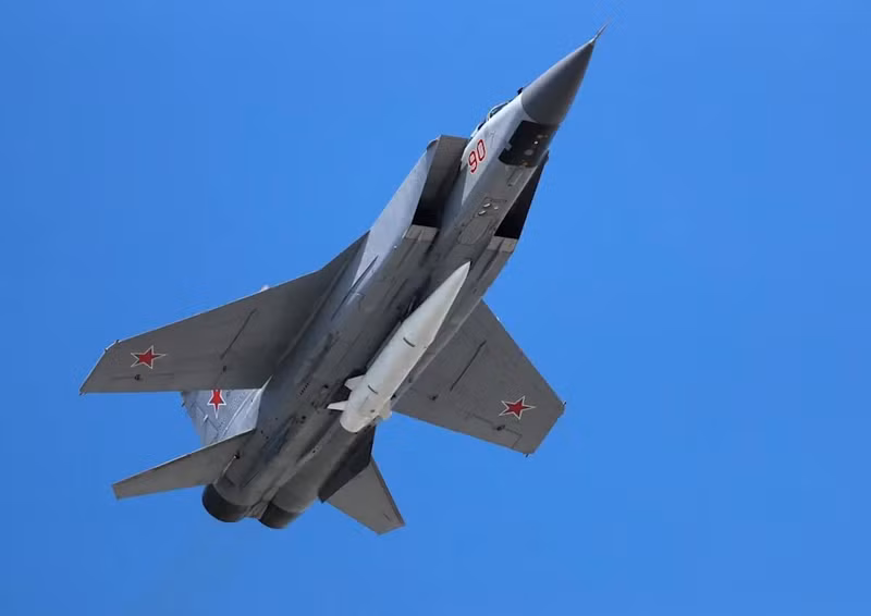 ten-lua-kinzhal-tren-mig-31-2-6108.png