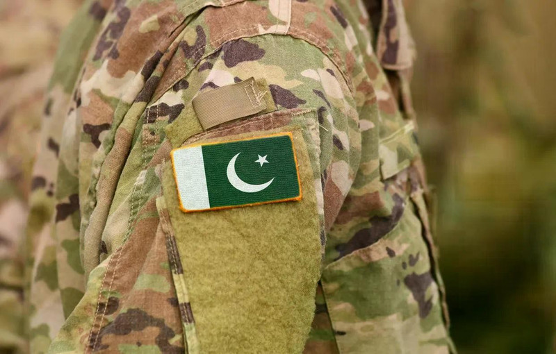 Đó là Pakistan, khi vào tháng 9/2025, họ cùng với Saudi Arabia đã ký Hiệp định Phòng thủ Chung Chiến lược (SMDA), một hiệp định mang tính bước ngoặt nâng hợp tác an ninh giữa hai nước lên cấp độ liên minh chính thức. istock-1071018932-e1607823510982.jpg