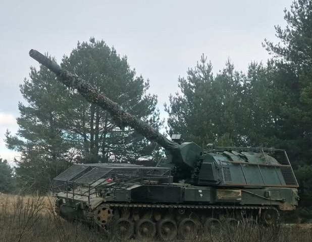 Nhưng việc Đức chuyển giao các phương tiện chiến đấu này cho Lực lượng vũ trang Ukraine đã được pháo thủ Kyiv đón nhận nhiệt tình, mặc dù việc sử dụng thực tế cho thấy vũ khí này không đáng tin cậy và thường xuyên bị hỏng hóc. 01010101.jpg