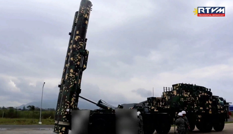 Tổ hợp BrahMos nói trên của Philippines được đặt tại Tây Luzon và đang được biên chế cho Tiểu đoàn Tên lửa Chống hạm Duyên hải thuộc Trung đoàn Phòng thủ Duyên hải Thủy quân Lục chiến. 1-8907.jpg