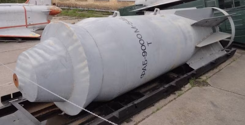 Các chuyên gia đã hơn một lần lưu ý rằng sức mạnh của loại đạn này tương ứng với vũ khí hạt nhân chiến thuật. Tuy nhiên thay vào đó không có ô nhiễm phóng xạ. 1-sgfr-7737.jpg