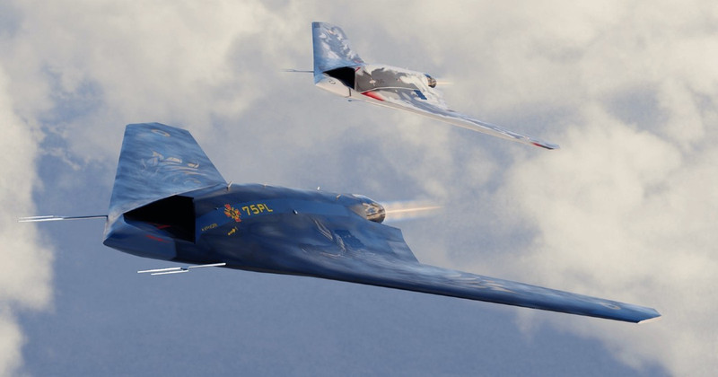 Nhìn bề ngoài, S-70 Okhotnik trông giống phiên bản thu nhỏ của máy bay ném bom B-2 Spirit hoặc B-21 Raider, nhờ thiết kế kiểu cánh bay, giúp giảm diện tích phản xạ radar, chiếc phi cơ này rất khó bị phát hiện. sukhoi-s-70-okhotnik-7429.jpg