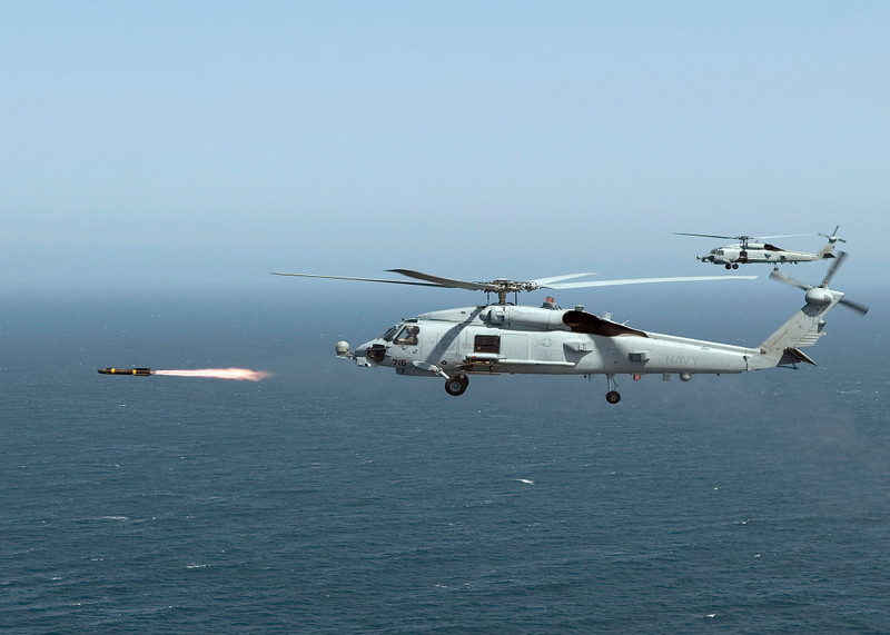 mh-60r-seahawk-and-hellfire.jpg