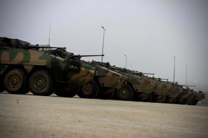 Thông tin này đã được công bố trên trang Facebook chính thức của đơn vị. Xe bọc thép chở quân được trang bị tháp pháo HITFIST-30P do công ty OTO Melara của Ý phát triển, doanh nghiệp này cũng đã thành lập nhà máy sản xuất tại Ba Lan. bronetransportery-rosomak.jpg