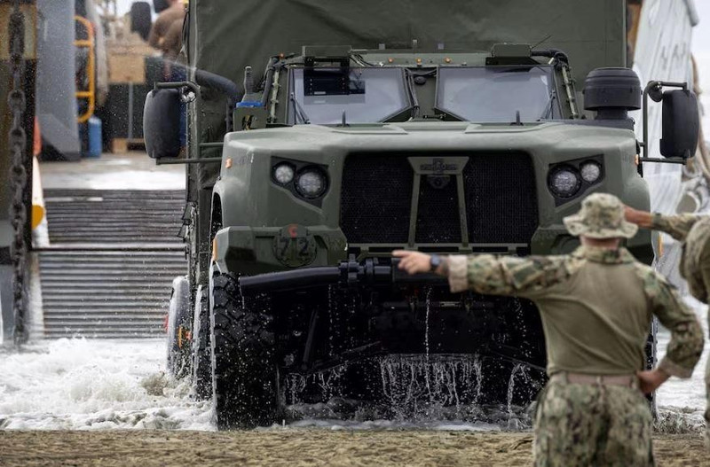 Thông tin này được đăng tải trên trang web chính thức của Cơ quan Hợp tác An ninh Quốc phòng Hoa Kỳ (DSCA). Chính phủ Israel đã yêu cầu mua 3.250 xe JLTV với nhiều phiên bản khác nhau. Tổng chi phí cho lô thiết giáp và thiết bị liên quan là 1,98 tỷ đô la. capture-35.jpg