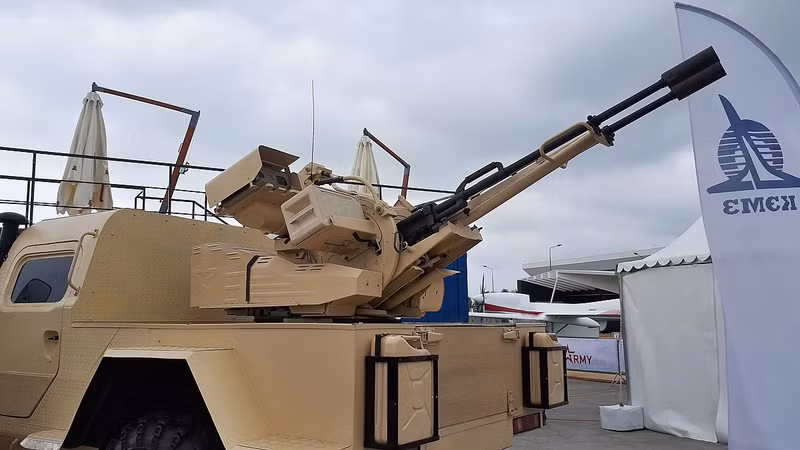ultra-mobile-multi-purpose-artillery-installation-samum-during-the-armiya-2021-exhibition-left-rear-view.jpg