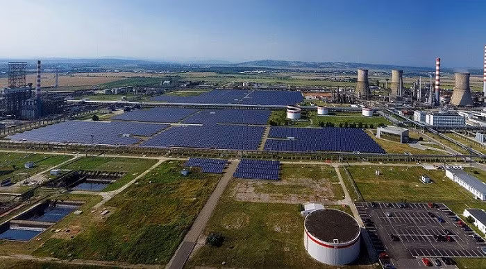 solar-plant-lukoil.jpg