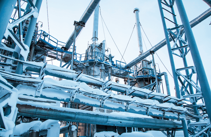 Trong khi đó, Hindustan Petroleum Corp đang tích cực tìm kiếm các đề nghị giao hàng dự kiến vào tháng 1 năm 2026. Cùng với Nayara Energy, họ vẫn tiếp tục nhận dầu thô của Nga, các nhà máy lọc dầu này chiếm hơn 60% tổng lượng nhập khẩu của Ấn Độ trong năm nay. russia-all-in-on-gas-and-oil.png