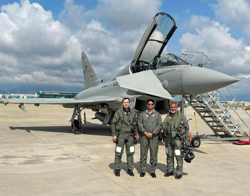 Không quân Bangladesh đã ký một biên bản ghi nhớ với công ty Leonardo của Ý để mua máy bay chiến đấu Eurofighter Typhoon. typhoon.jpg