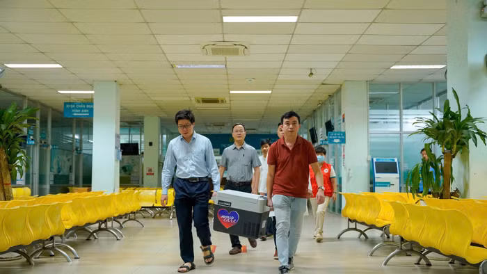 Hành trình vận chuyển trái tim hiến tặng. 