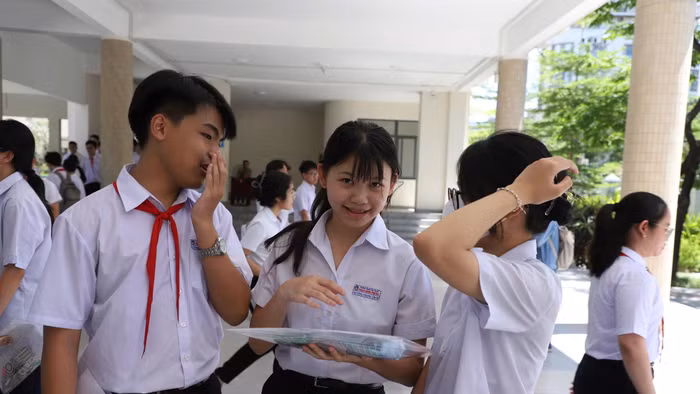 Thí sinh Đà Nẵng hoàn thành bài thi môn Toán Kỳ thi tuyển sinh vào lớp 10 THPT năm 2026. 