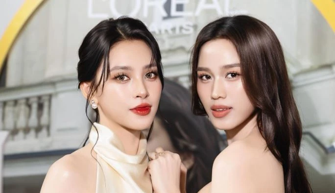 Hoa hậu Đỗ Thị Hà 'đọ sắc' cùng Tiểu Vy, khung cảnh tái ngộ đẹp như tranh vẽ