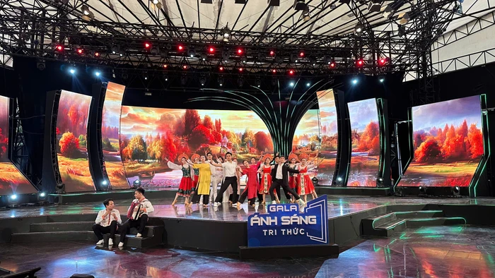 Tôn vinh những đóng góp của đội ngũ trí thức trong dòng chảy lịch sử dân tộc