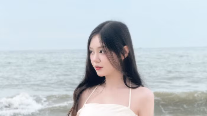 Phong cách đời thường nhận 'mưa lời khen' của Á hậu 1 Miss World Vietnam 2025