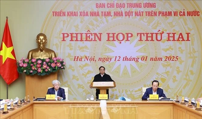 Thủ tướng Phạm Minh Chính chủ trì phiên họp thứ hai của Ban Chỉ đạo Trung ương triển khai xoá nhà tạm, nhà dột nát. Ảnh: Dương Giang/TTXVN