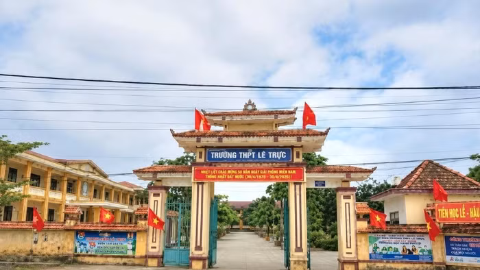 Trường THPT Lê Trực (Quảng Trị).