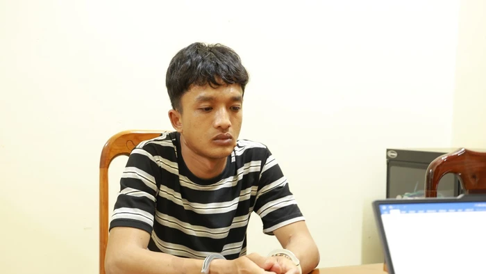 Nghi phạm Toàn bị bắt giữ. Ảnh: Trần Khôi