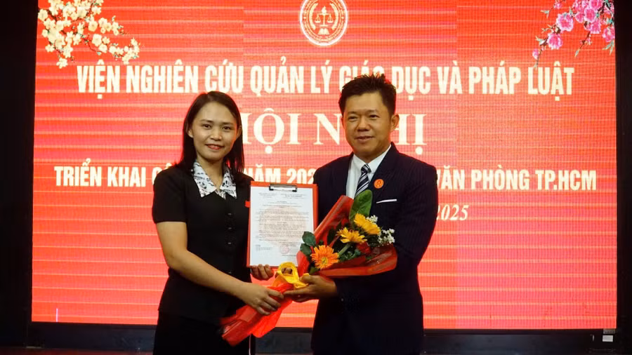 Viện Nghiên cứu Quản lý Giáo dục và Pháp luật vừa tổ chức Lễ ra mắt và chính thức đi vào hoạt động theo đúng quy định của pháp luật.