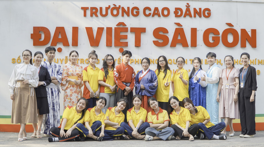 Trường CĐ Đại Việt Sài Gòn ký cam kết 100% việc làm cho sinh viên sau khi tốt nghiệp. dsc08875.jpg