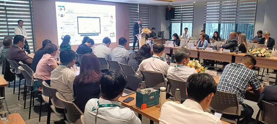 Tọa đàm “Đồng hành vì an toàn đường bộ: Hợp tác Việt Nam - Bỉ nhằm tăng cường an toàn đường bộ thông qua đào tạo và nghiên cứu thực tế ảo”