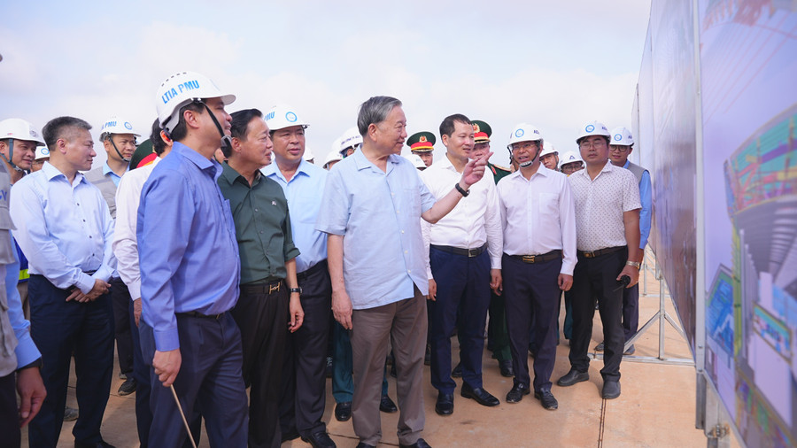 Tổng Bí thư Tô Lâm cùng Đoàn công tác Trung ương kiểm tra về tiến độ dự án sân bay Long Thành.