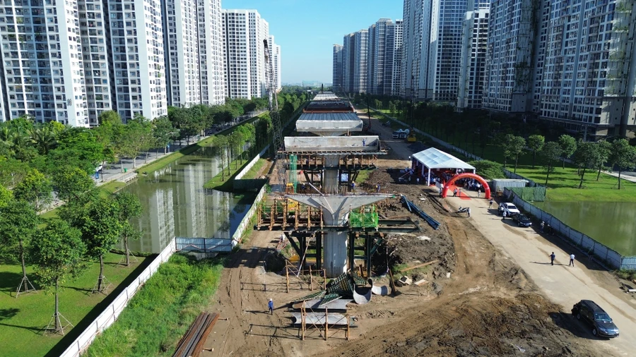 Đường Vành đai 3 (đoạn qua TPHCM) sẽ thông xe toàn tuyến vào ngày 30/6/2026. 