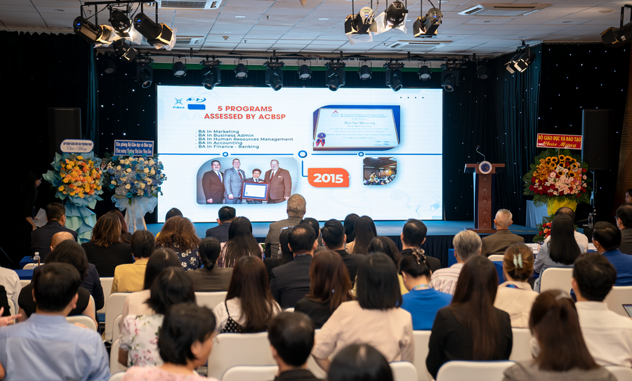 Hoa Sen là trường đại học tư thục đầu tiên đạt kiểm định toàn diện tiêu chuẩn ASIIN ở cấp cơ sở giáo dục. mmm1656.png