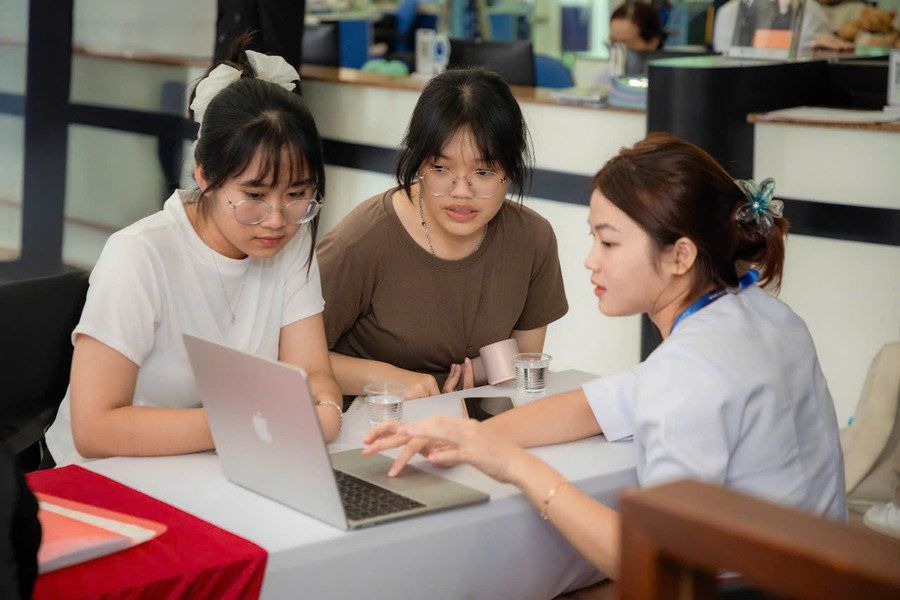 Nhiều ngành học hot tại SIU chỉ lấy điểm sàn từ 15-16 điểm. (Ảnh: SIU) d89e8dc6f54c43121a5d.jpg