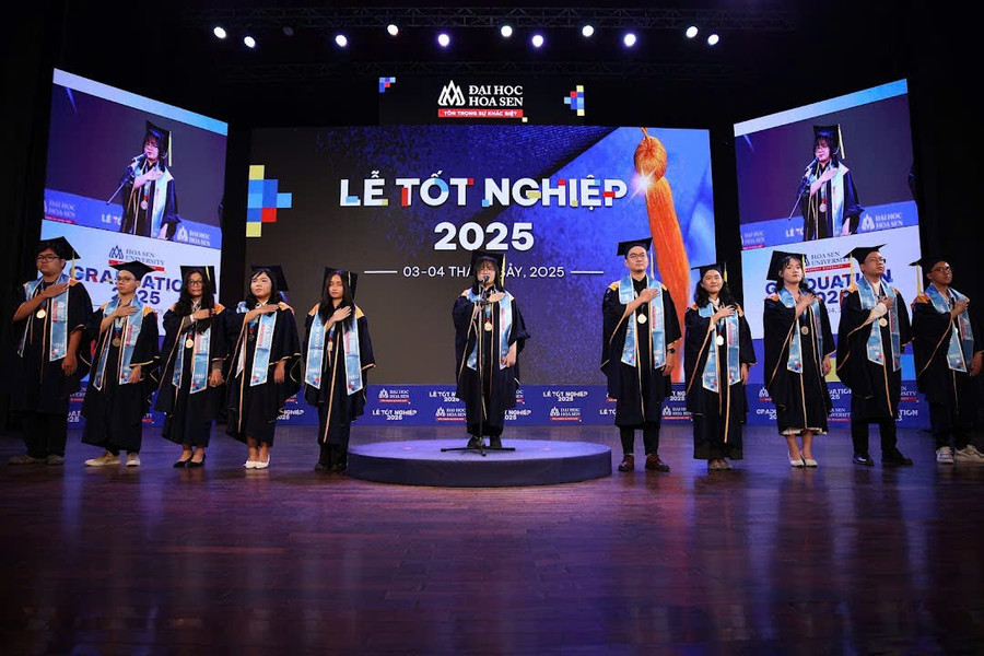 Trường ĐH Hoa Sen trao bằng tốt nghiệp 2025 cho gần 1.500 tân khoa của 27 ngành đào tạo. (Ảnh: HSU) 3164fc2e-54b2-4b2b-8284-07a0c097b1ed.jpg