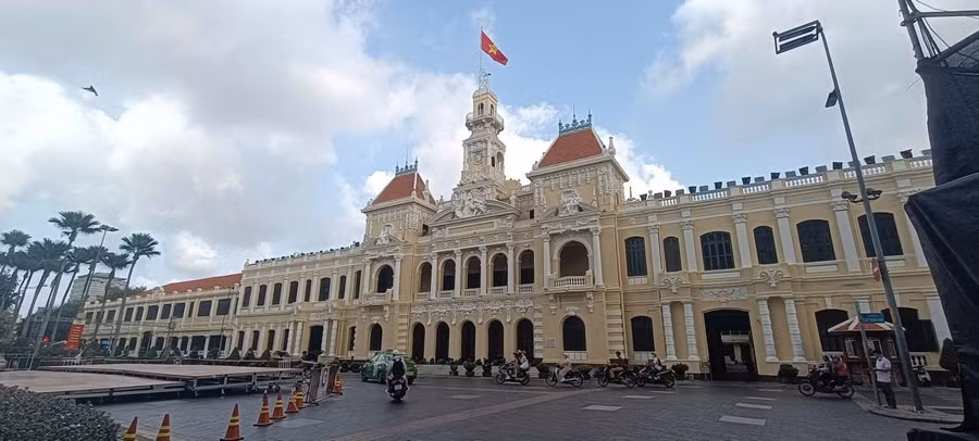 Trụ sở UBND TPHCM. Ảnh: Q.H