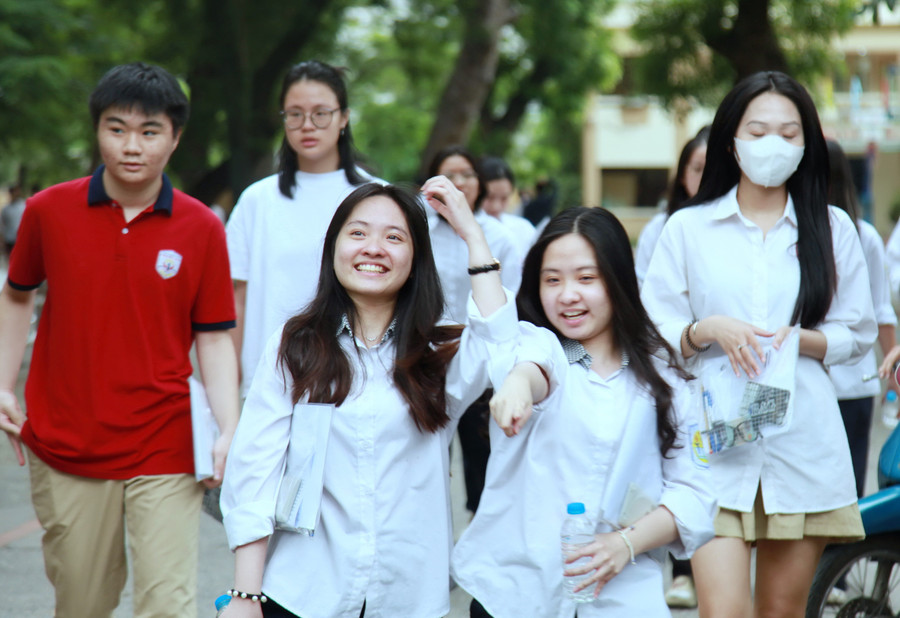 Thí sinh dự thi tốt nghiệp THPT năm 2025 tại Hà Nội.