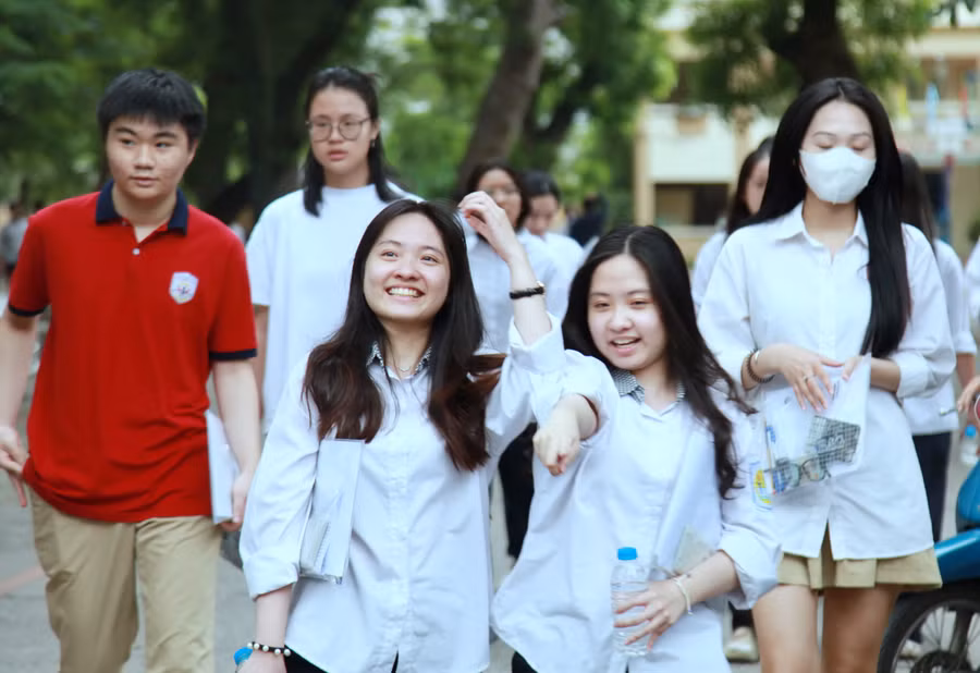 Thí sinh dự thi tốt nghiệp THPT năm 2025 tại Hà Nội.