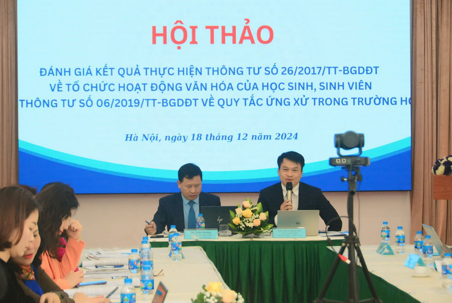 hoi-thao-2.jpg?w=900